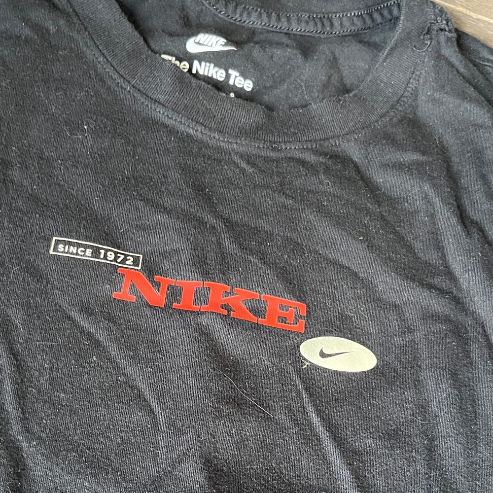 NIKE Tee, Men’s Large